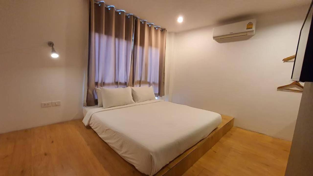 Srianunt Boutique Hotel Buriram Room photo